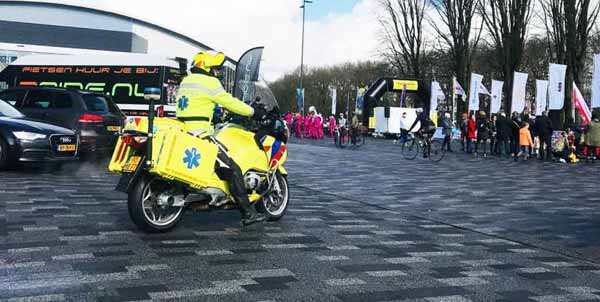 Ambulancemotor inhuren voor evenement sportwedstrijd of festival. Dat kan bij Witte Kruis Evenementenzorg.